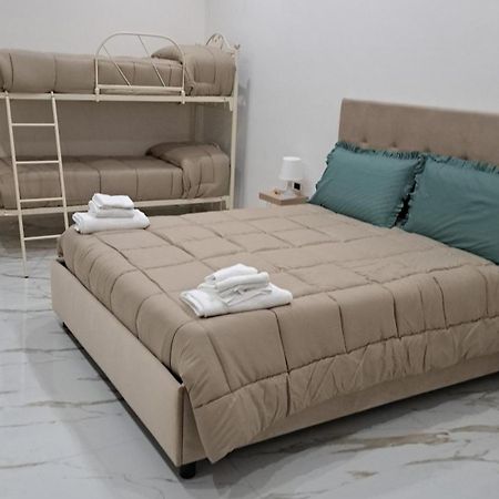 O Vascio E Nannin Apartment Naples Luaran gambar