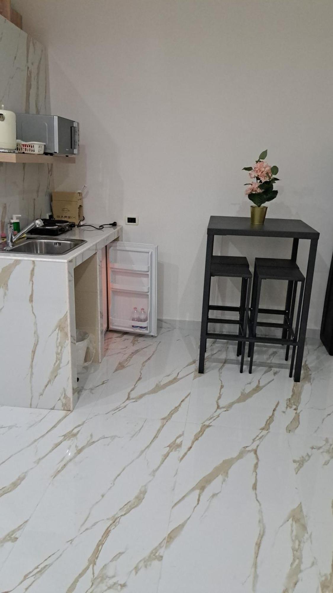 O Vascio E Nannin Apartment Naples Luaran gambar